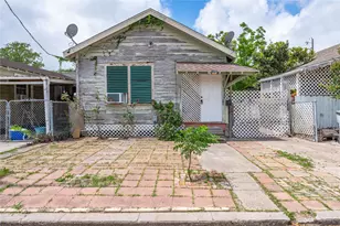 1217 54th St, Galveston, TX 77551 - Photo 2