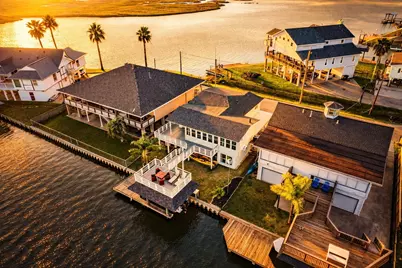 283 Barracuda Street, Bayou Vista, TX 77563 - Photo 44