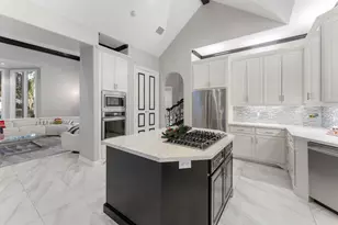 2727 S Southern Oaks Dr, Houston, TX 77068 - Photo 10