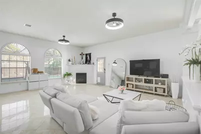 2151 Navajo Pass, League City, TX 77573 - Photo 14