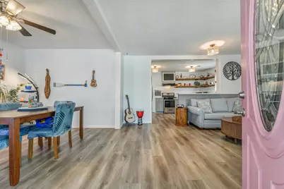 4117 Avenue M 1/2, Galveston, TX 77550 - Photo 6