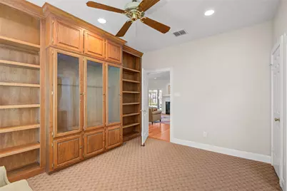 212 Teakwood Street, Lake Jackson, TX 77566 - Photo 18