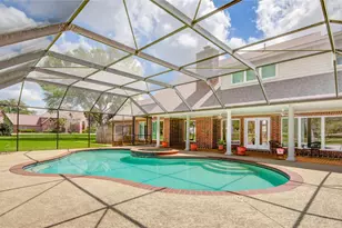 212 Teakwood St, Lake Jackson, TX 77566 - Photo 48