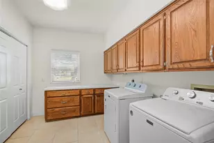 212 Teakwood St, Lake Jackson, TX 77566 - Photo 32