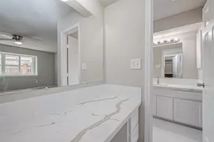 5622 Valkeith Dr, Houston, TX 77096 - Photo 28