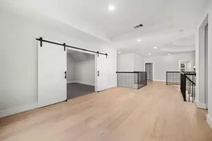 8033 Ridgeview Dr, Houston, TX 77055 - Photo 26
