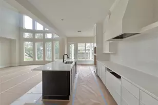 8033 Ridgeview Dr, Houston, TX 77055 - Photo 8