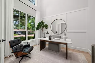 8033 Ridgeview Dr, Houston, TX 77055 - Photo 18