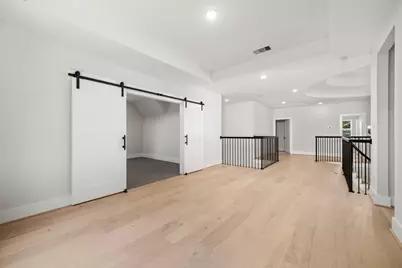 8033 Ridgeview Drive, Houston, TX 77055 - Photo 28