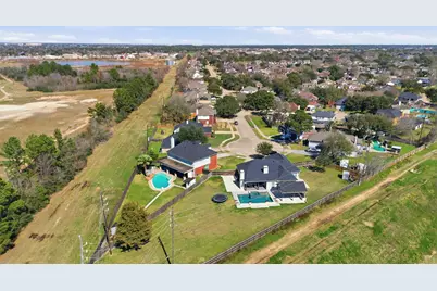 6411 Autumn Thistle Drive, Katy, TX 77449 - Photo 20