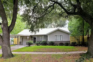1902 Coulcrest Dr, Houston, TX 77055 - Photo 1