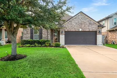 4804 Ladona Court, League City, TX 77573 - Photo 4