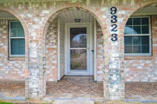 9323 Claridge Dr, Houston, TX 77031 - Photo 6