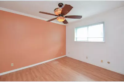 9323 Claridge Drive, Houston, TX 77031 - Photo 22