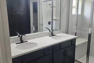 15019 Crown Mnr Dr, Houston, TX 77044 - Photo 14
