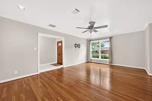 5526 Edith St, Houston, TX 77081 - Photo 10