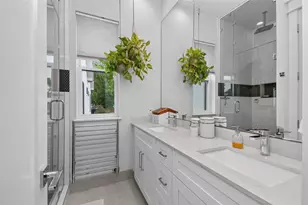 1205 E 26th St, Houston, TX 77009 - Photo 20