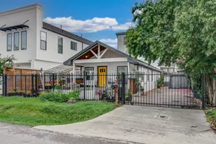 1205 E 26th St, Houston, TX 77009 - Photo 6