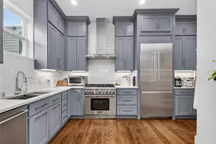 1205 E 26th St, Houston, TX 77009 - Photo 2