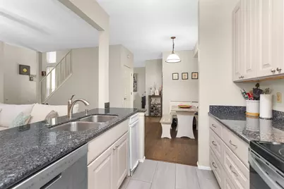 1881 Bering Drive #54, Houston, TX 77057 - Photo 10