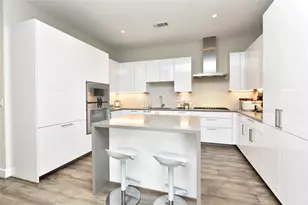 4521 San Felipe St, Houston, TX 77027 - Photo 14