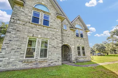 1314 Remington Court, Angleton, TX 77515 - Photo 4