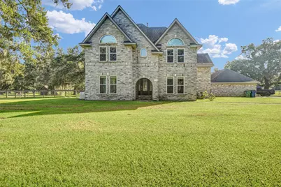 1314 Remington Court, Angleton, TX 77515 - Photo 2