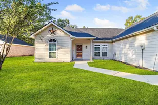 285 Lariat Ln, Livingston, TX 77351 - Photo 2