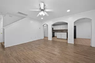 10039 Morocco Rd, Houston, TX 77041 - Photo 8