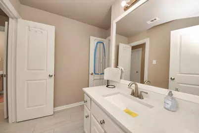 14454 Summerleaf Lane, Houston, TX 77077 - Photo 18