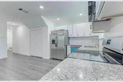 8218 Bigwood Street #B, Houston, TX 77078 - Photo 4