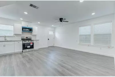 8218 Bigwood Street #B, Houston, TX 77078 - Photo 2