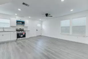 8218 Bigwood St, Houston, TX 77078 - Photo 2