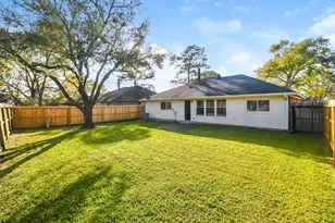 4923 Bayboro Park Dr, Friendswood, TX 77546 - Photo 16
