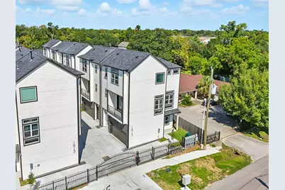 1913 Hoskins Drive #E, Houston, TX 77080 - Photo 20