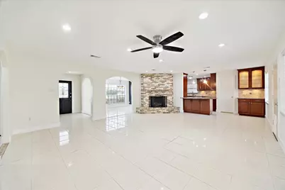 4530 T C Jester Boulevard, Houston, TX 77018 - Photo 14