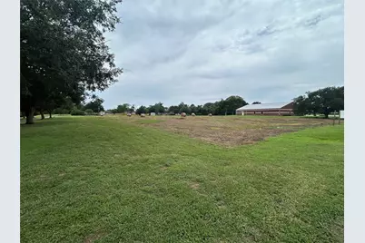 650 E Adoue Street, Alvin, TX 77511 - Photo 16