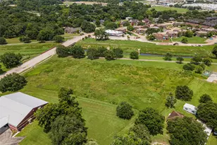 650 E Adoue St, Alvin, TX 77511 - Photo 1