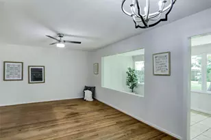 4125 Woodfox St, Houston, TX 77025 - Photo 8