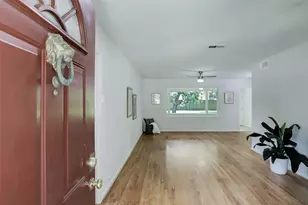4125 Woodfox St, Houston, TX 77025 - Photo 1
