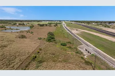 18804 Zac Lentz Parkway, Victoria, TX 77905 - Photo 24