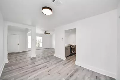 1014 Graham Drive #B4, Tomball, TX 77375 - Photo 8