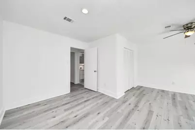 1014 Graham Drive #B4, Tomball, TX 77375 - Photo 26