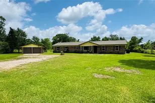 1434 County Rd 878A, Sweeny, TX 77480 - Photo 4