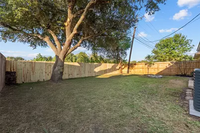 617 Prairie Ln, Angleton, TX 77515 - Photo 12