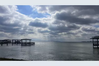 228 Aspen, Livingston, TX 77351 - Photo 2