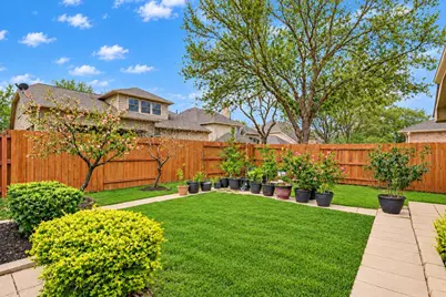 814 Hollington Way, Sugar Land, TX 77479 - Photo 16