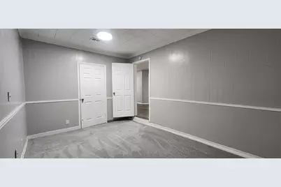 128 Huisache Street, Lake Jackson, TX 77566 - Photo 8