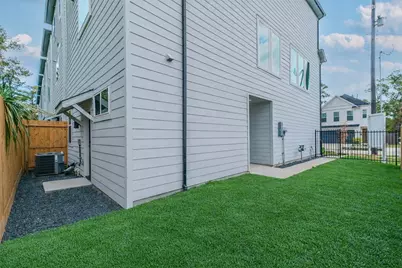 5703H Balbo Street, Houston, TX 77091 - Photo 4