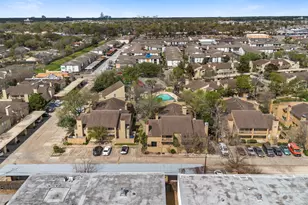 9371 Pagewood Ln, Houston, TX 77063 - Photo 28